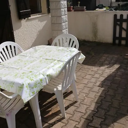 Appartement 12, Port Venus Au Village Naturiste *